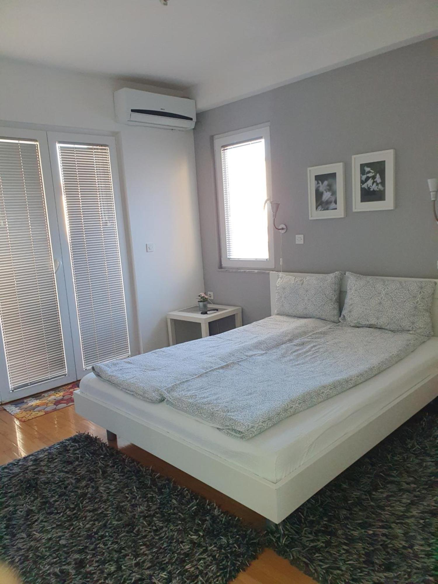 Apartments Nela Ohrid Rum bild